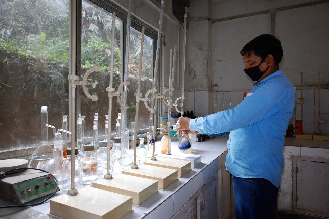 Cement Testing Laboratory (Titration Process)